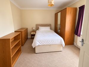 Bedroom- click for photo gallery